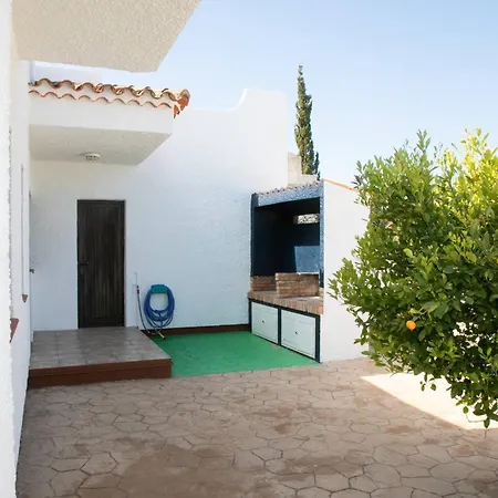 Eusebio - Casa En 4 Personas Y En Primera Linia De Mar - Deltavacaciones Riumar