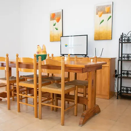 Eusebio - Casa En 4 Personas Y En Primera Linia De Mar - Deltavacaciones